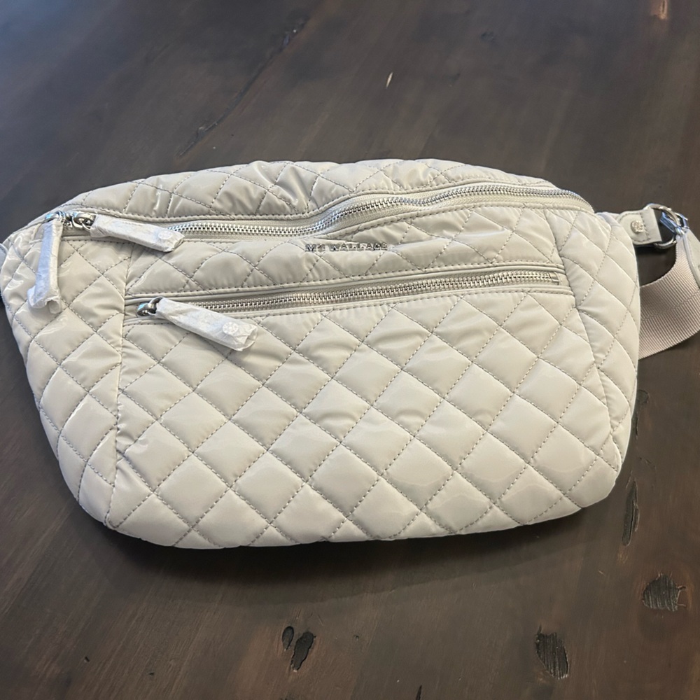Quilted Crossbody crossbody sling Bag - pebble liquid - Picture 9 of 9